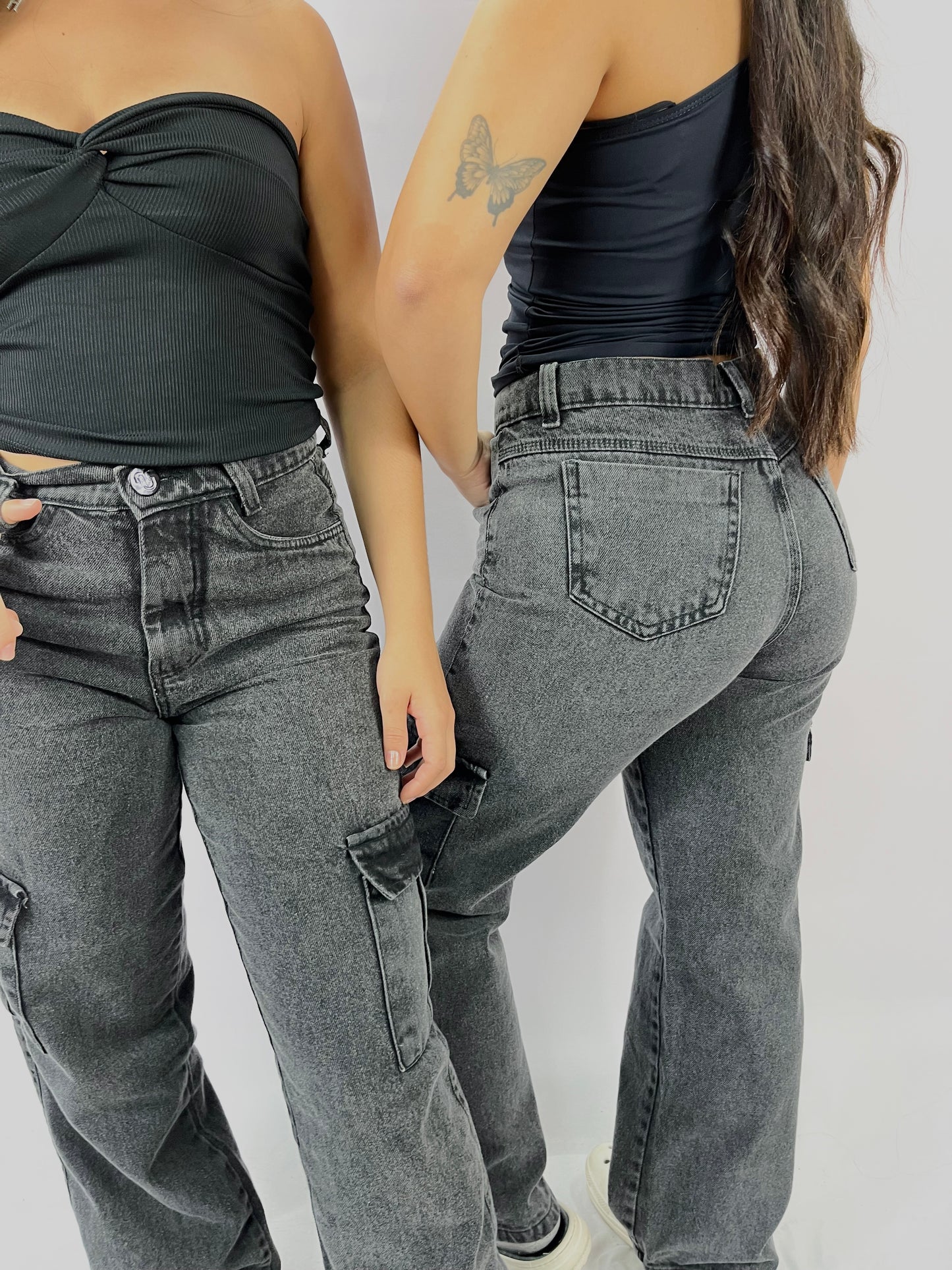 Calça jeans cargo estonada Alaska