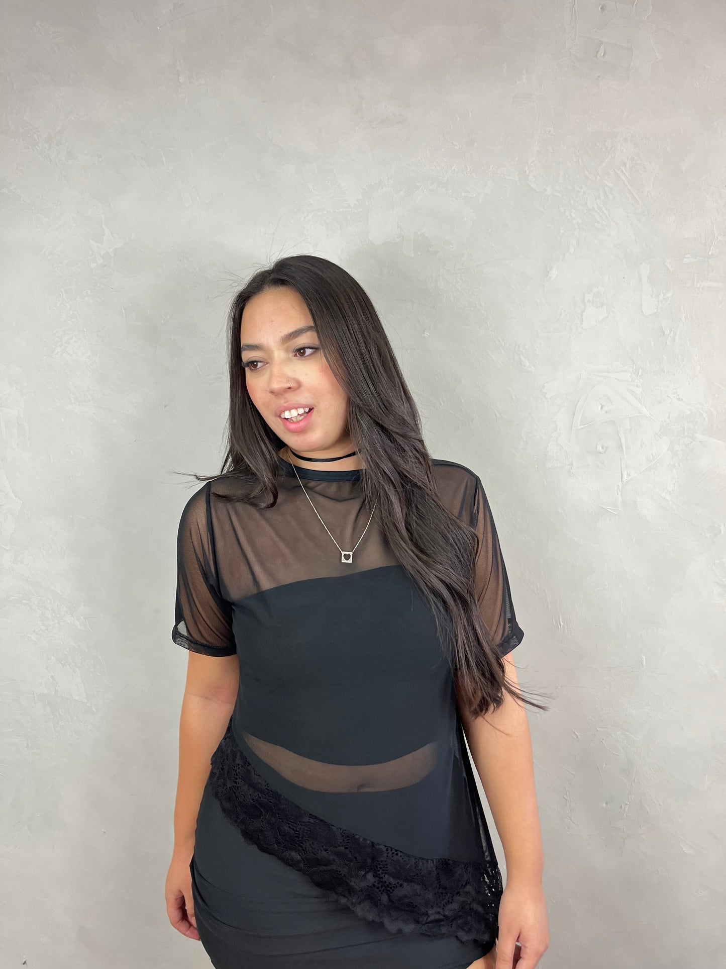 Bata de tule com renda veneza